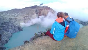 ijen crater