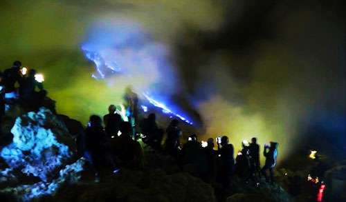 image-ijen crater tour from pemuteran