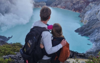 Ijen crater tour price
